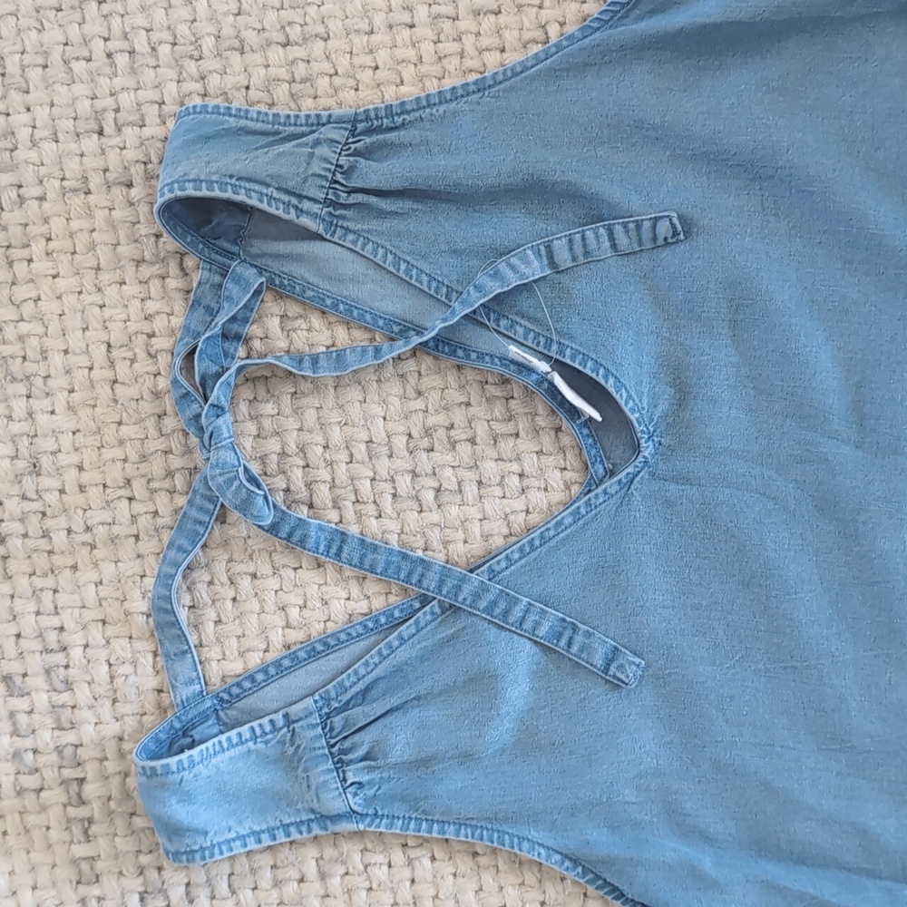 Sleeveless Gap Denim Dress with back tie - Picture 4 of 5